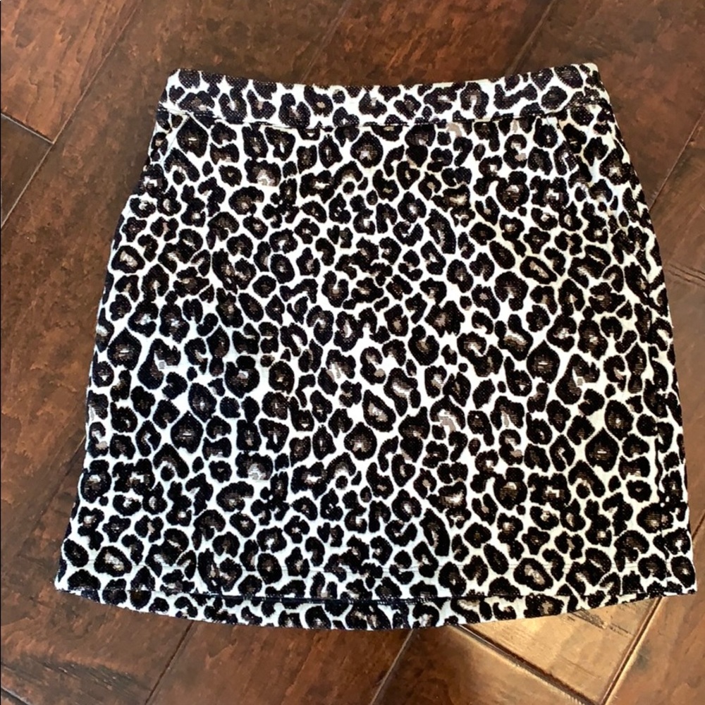 Sanctuary leopard mini skirt size M